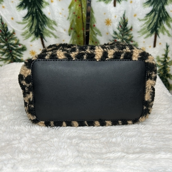 Michael Kors Black and Tan Teddy Bear Women's Bag...EUC - Picture 3 of 8